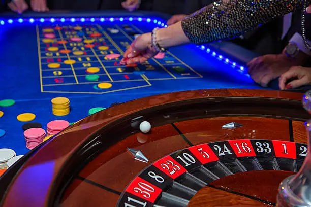 pokerslot88 mobile interface showing live games dashboard